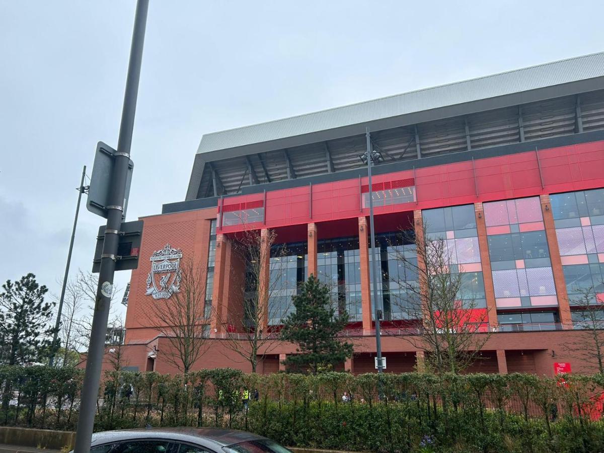 128 Anfield Road Hotel Liverpool Exterior photo